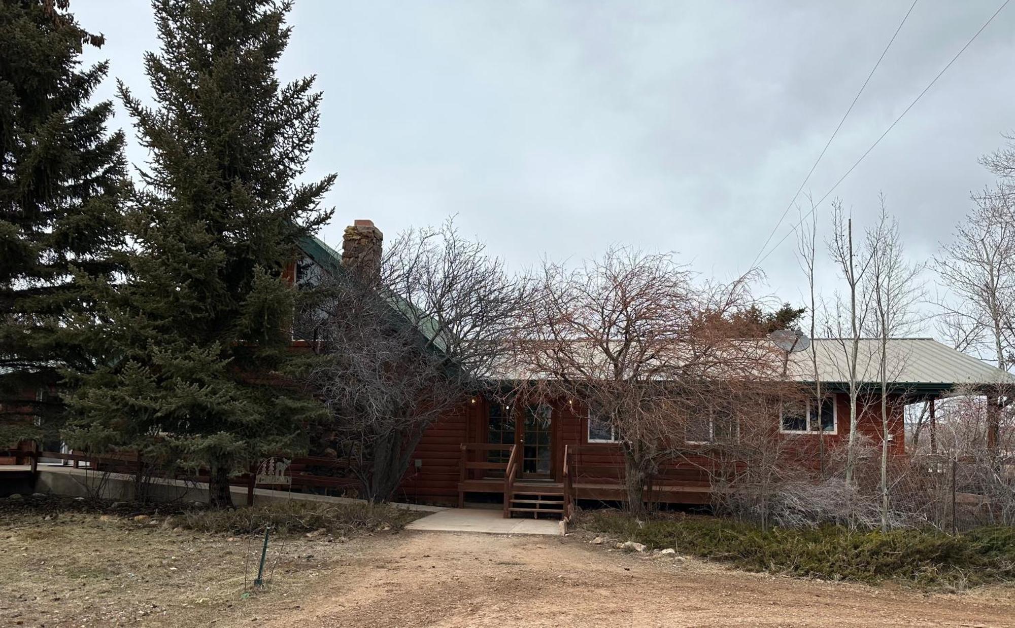 Mount Peale Country Inn La Sal 外观 照片