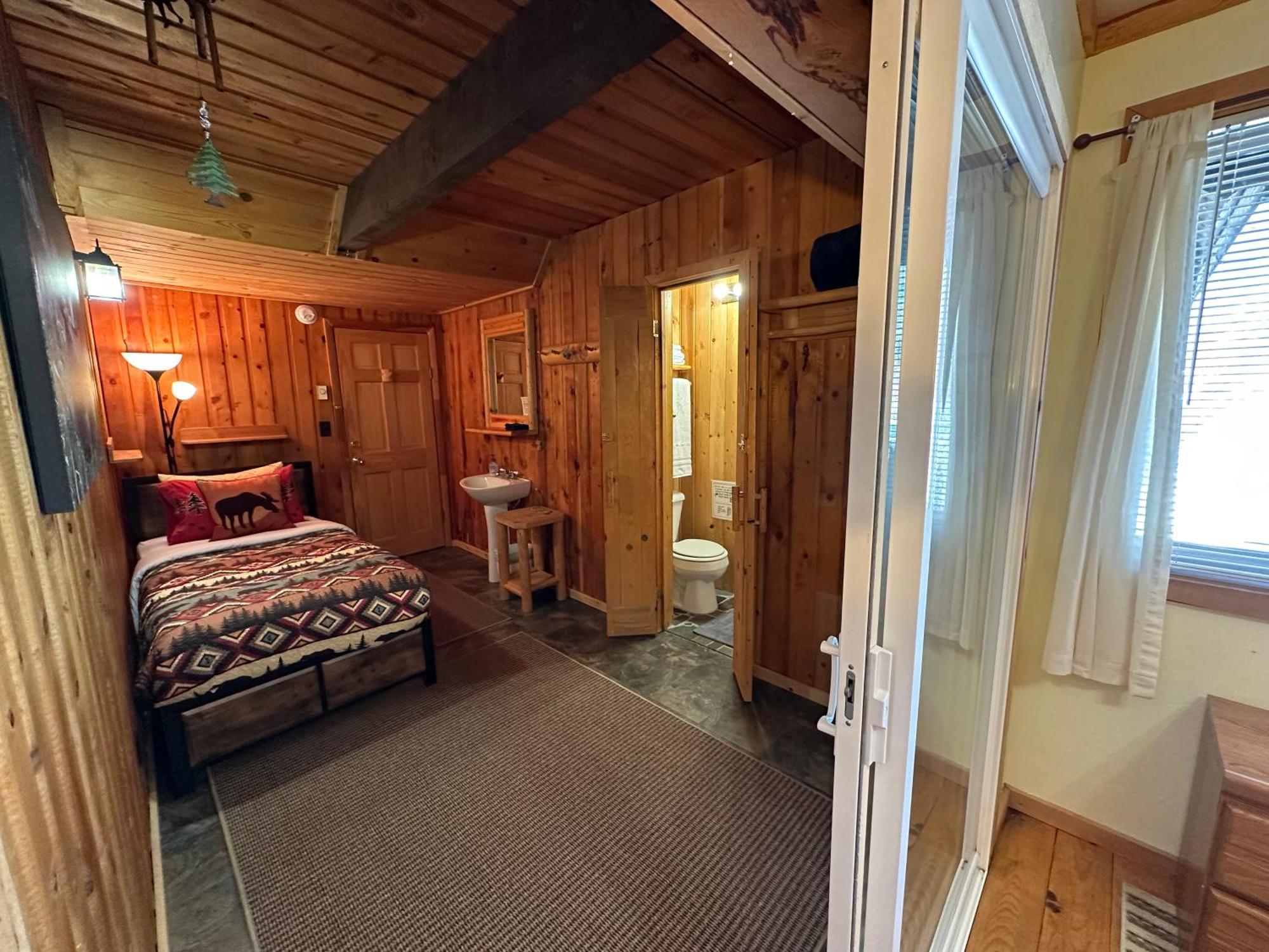Mount Peale Country Inn La Sal 外观 照片